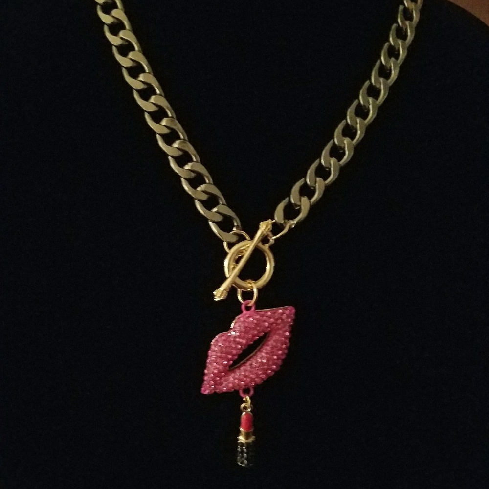 Lip Gold Chain